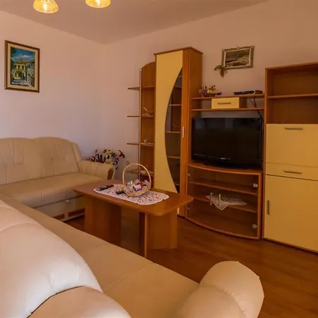 Kvarner Apartamento *