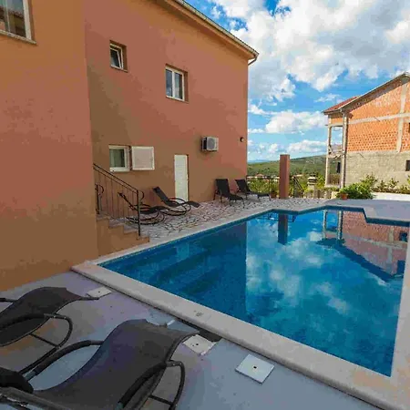 Apartment Kvarner